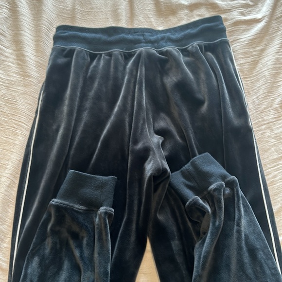 Nike Swede joggers - Picture 3 of 4